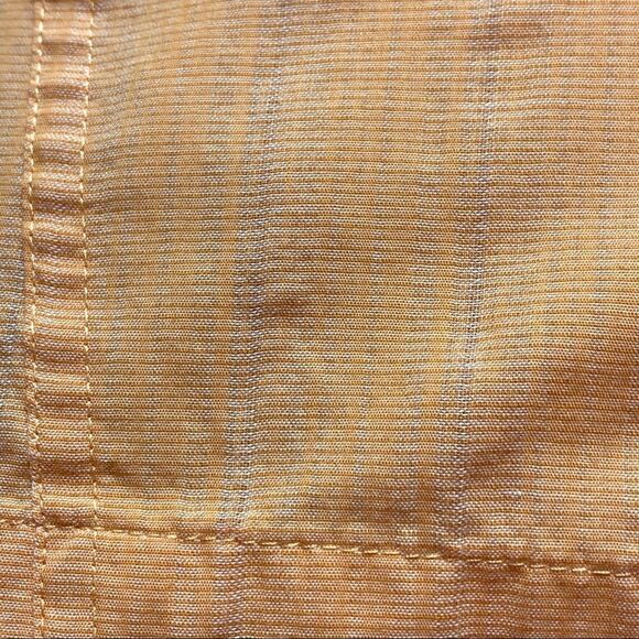 Mountain Hardwear Orange Short Sleeve Button Down Shirt - Picture 9 of 13